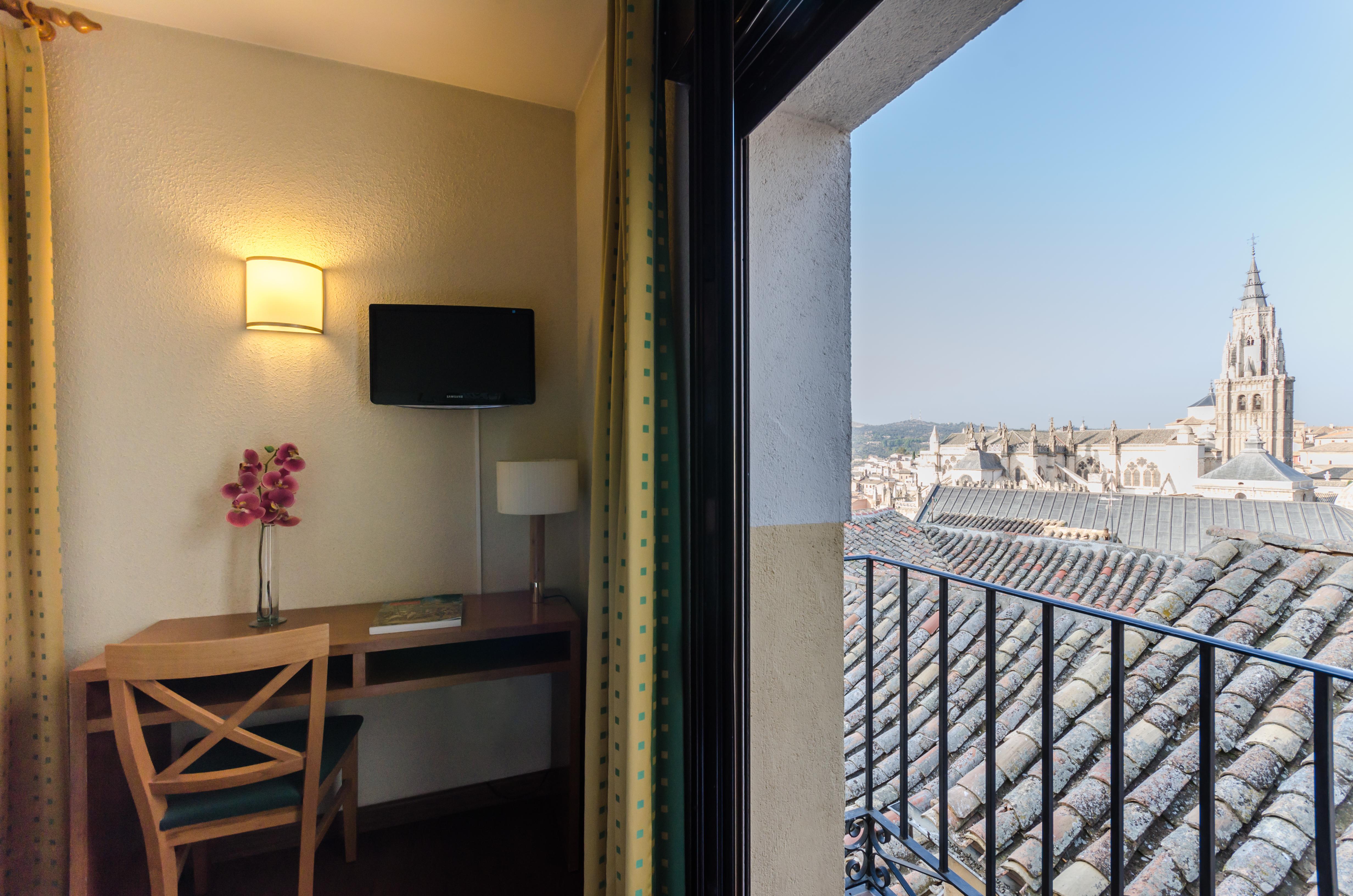 Yit Conquista De Toledo Hotel Exterior photo