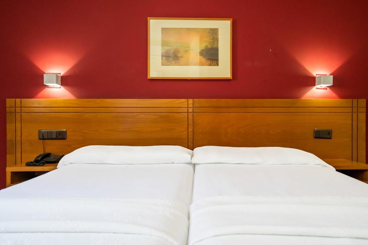 Yit Conquista De Toledo Hotel Exterior photo