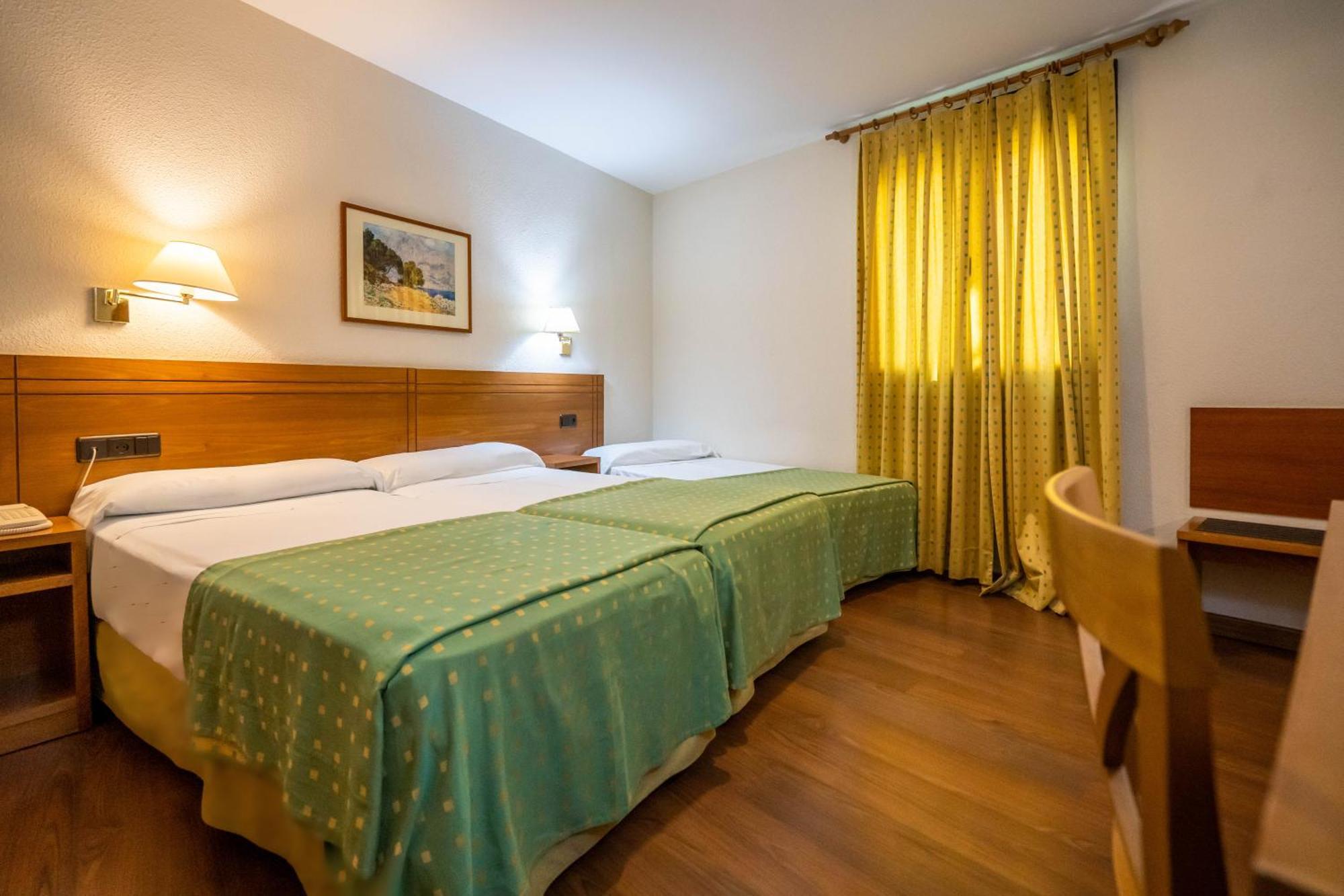 Yit Conquista De Toledo Hotel Exterior photo