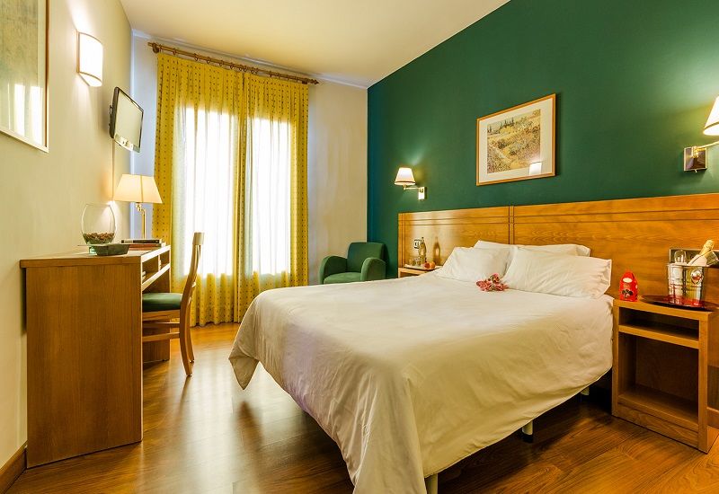 Yit Conquista De Toledo Hotel Exterior photo